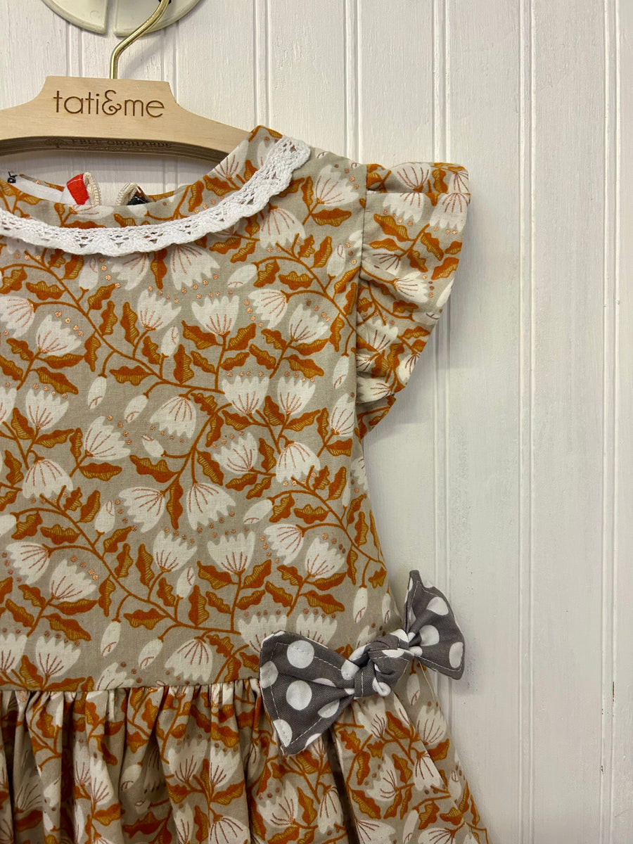 Floral Charm Bow Dress- 4 year old – tati & me